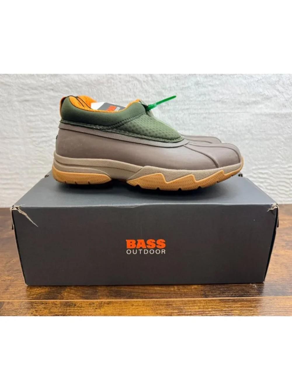 New Bass Outdoor Field Duck Low Slip-On Shoes Size 10 Waterproof